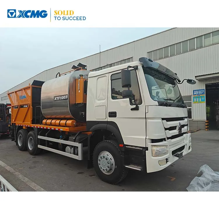 XCMG road maintenance machinery asphalt synchronous chip sealer XTF1003 price